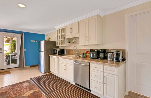 Dana Point House | Cozy coastal studio guest home in Dana Point, near Laguna Beach, golf and tennis