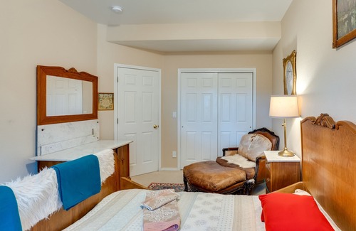 Southwest Colorado Springs Apartment | Cozy Colorado Springs Vacation Rental w/ Patio!