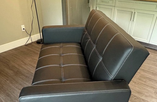 Lindell Beach Apartment | Cozy comfort at Lindell Beach Vacation Suites at Maple Bay