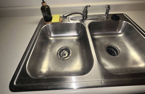 Greensboro Condo | Cozy Condo close to I-85, 20 minutes from airport