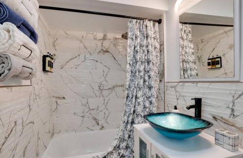 West Side Apartment | Cozy Condo Jersey City