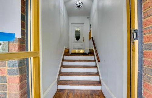 West Side Apartment | Cozy Condo Jersey City