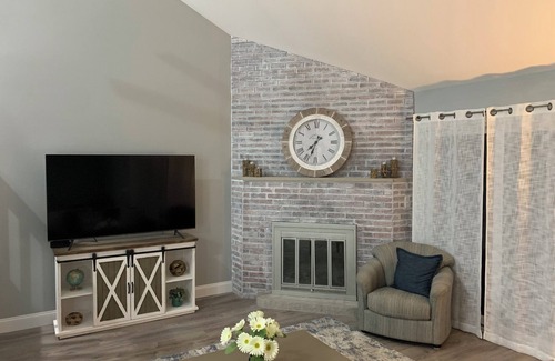 Bristol Condo | Cozy condo just a minute walk from a beautiful private beach at Newfound Lake