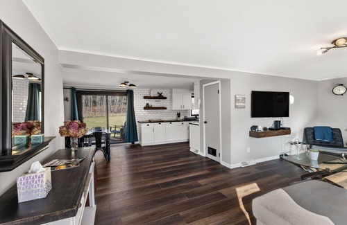 Saratoga Springs House | Cozy & Convenient