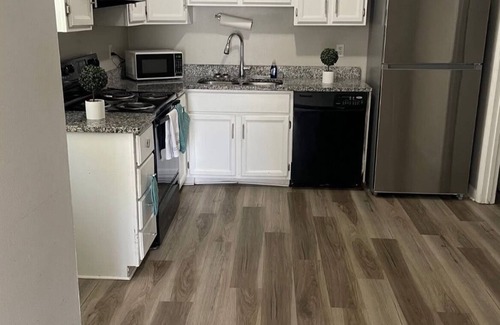 Jonesboro Apartment | Cozy & Convenient 2BR Corporate Stay – Ideal for Relocation or Recovery
