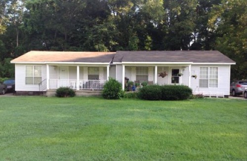 Jonesboro Apartment | Cozy & Convenient 2BR Corporate Stay – Ideal for Relocation or Recovery