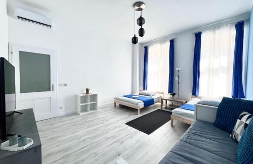 Ferencvaros Apartment | Cozy Convenient Budapest Center