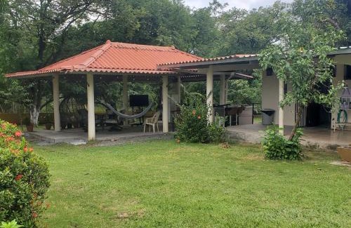 Chame House | cozy corner with pool minutes away from the beach