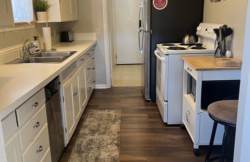 Walla Walla Cottage | Cozy Cottage 2 Blocks from Tasting Rooms & Best Restaurants
