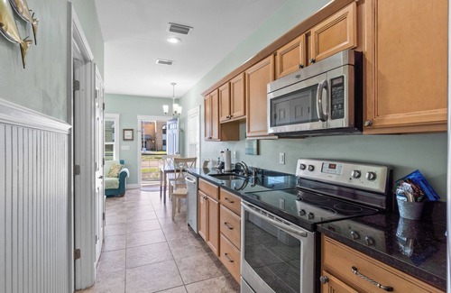 Port St. Joe Cottage | Cozy Cottage 3 of 6 by Pool|2BR | Grill | Near Bay and Marina
