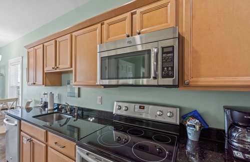 Port St. Joe Cottage | Cozy Cottage 3 of 6 by Pool|2BR | Grill | Near Bay and Marina