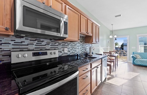 Port St. Joe Cottage | Cozy Cottage 4 of 4 with Bay View|2BR |Pool|Grill|Roll-in Accessible Shower