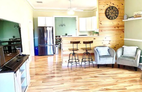 San Antonio Cottage | Cozy cottage 5 min from Downtown