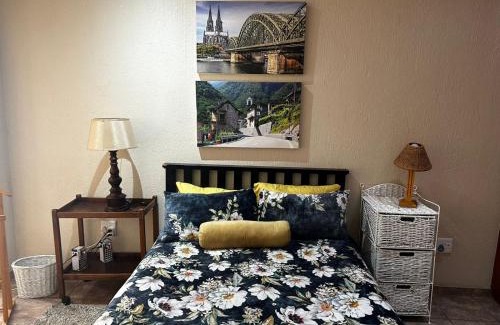 Greater Johannesburg Metropolitan Area Apartment | Cozy Cottage Accommodation in Johannesburg