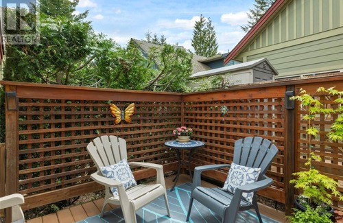 Regional District of Nanaimo Cottage | Cozy Cottage at Oceanside Village Parksville. MAX. ONE WEEK STAY Lic. #53483