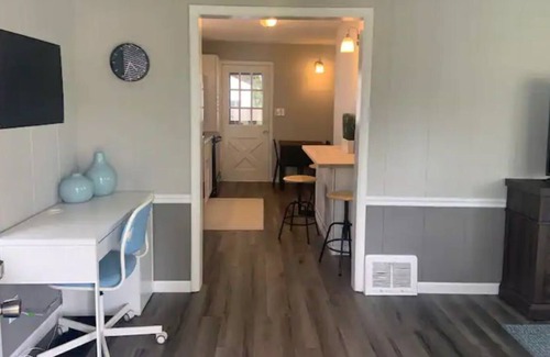 Portage Lakes Cottage | Cozy Cottage by the Lake
