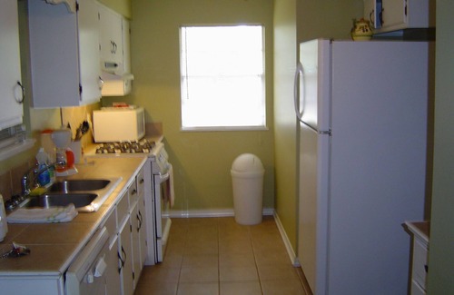 Ocean Springs Cottage | Cozy Cottage Close to Beach, Downtown and Casinos