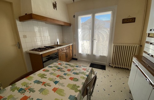 Fouras House | Cozy Cottage in Fouras - Steps from Beaches and Town Center