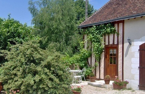 Limeray Apartment | Cozy Cottage in Loire Valley with Pool, Near Amboise and Chateaux