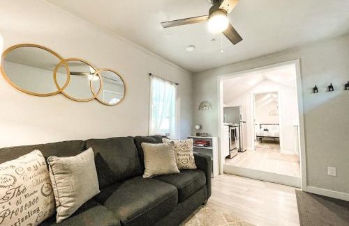 Central Colorado Springs House | Cozy cottage in the heart of COS pet friendly