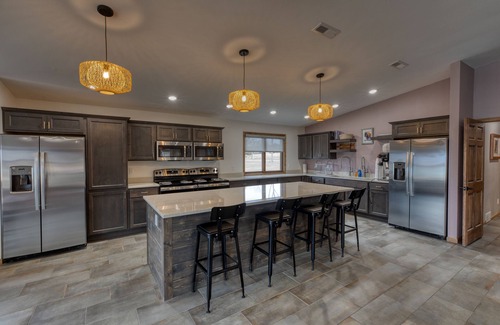 Yankton Cottage | Cozy Cottage- Lewis and Clark Resort