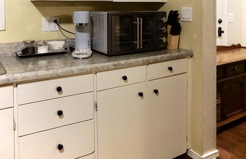 Milton-Freewater House | Cozy cottage nestled just 15 minutes away from Walla Walla Wine County.