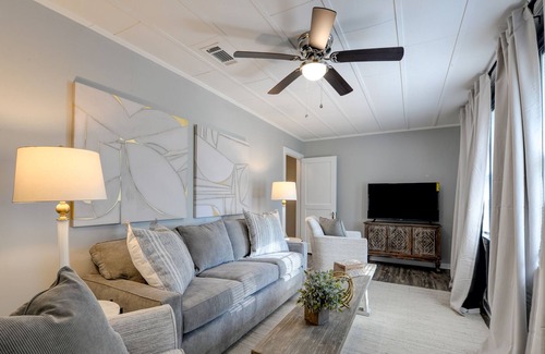 Starkville House | Cozy Cottage- New Football Rates for 2023!