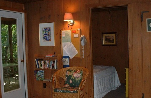 Holderness Cottage | Cozy Cottage on Quiet White Oak Pond