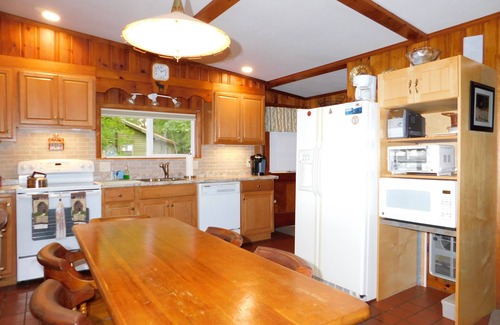 South Casco Cottage | Cozy cottage on Sebago Lake with amazing views and excellent swimming!
