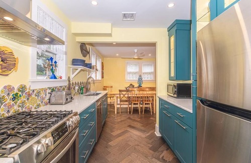 Cape May Cabin | Cozy Cottage | Steps from Congress Hall & Beach