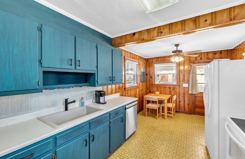 Welcome House | Cozy cottage style 3 miles to Downtown Greenville