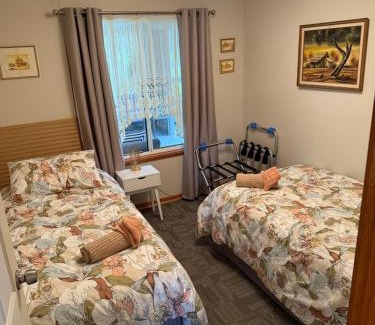 Victor Harbor Apartment | Cozy Cottage Victor Harbor