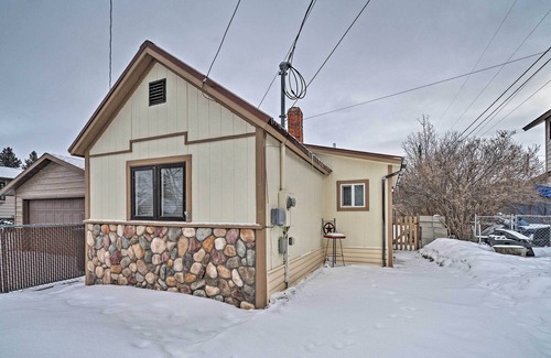 Red Lodge Cottage | Cozy Cottage w/ Yard - Walk to Downtown Red Lodge!
