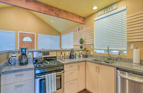 Mount Baldy House | Cozy Cottage with Grill - 5 Mi to Mt Baldy Resort!