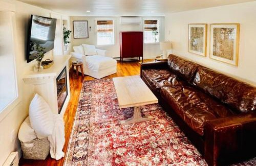 Mongaup Valley House | Cozy Cottage with Hot Tub! Family Friendly