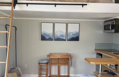 Alberta Arts District Cottage | Cozy Cottage with private patio in Alberta Arts District
