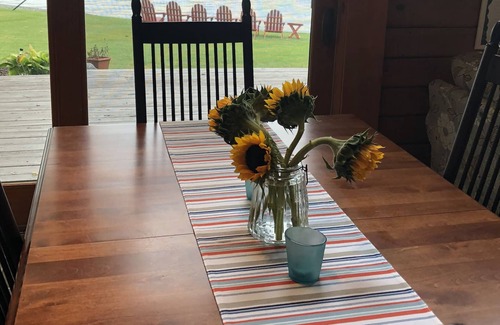 Valois Cottage | Cozy cottage, with exceptional views of Keuka Lake.