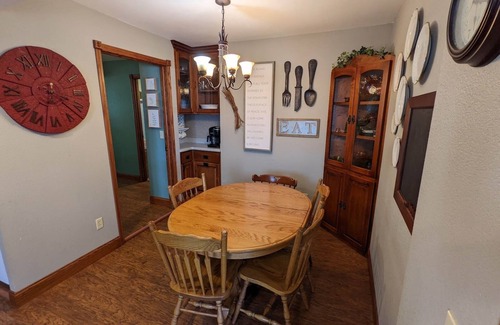 Shipshewana House | Cozy cottage within walking distance of almost everything