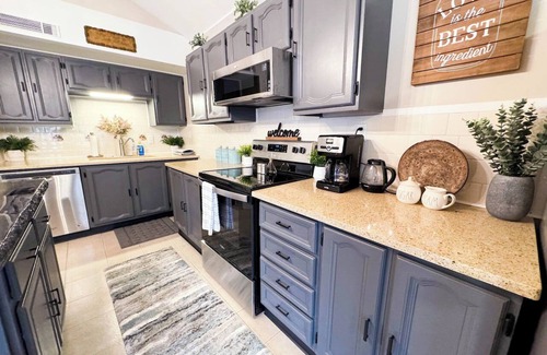 Etna House | Cozy Country Home 7 Min to Cornell Peaceful Private Retreat