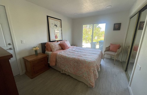 Graton House | Cozy country renovated 2 bed/1bath home near Graton, laundry rm, garage, garden