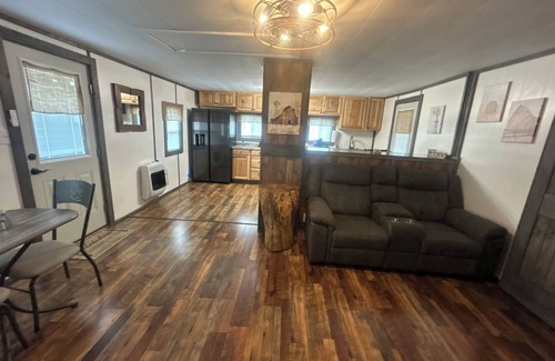 Elizabethton House | Cozy countryside home near the river and only 15 minutes from town.