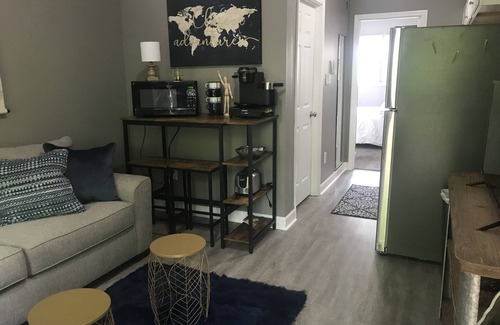 Fayetteville Apartment | Cozy Court Street #5