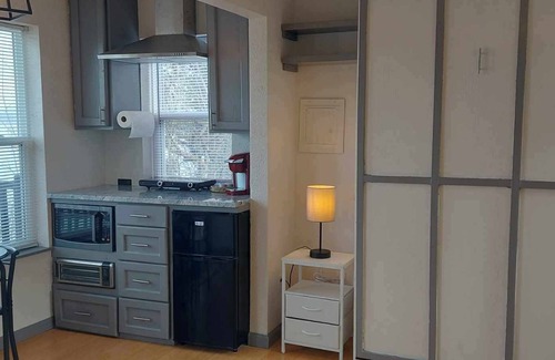 Camano Island Apartment | Cozy Cove: tiny home with an amazing view!