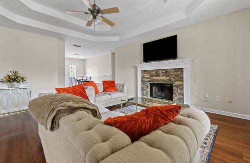 Covington House | Cozy Covington Home