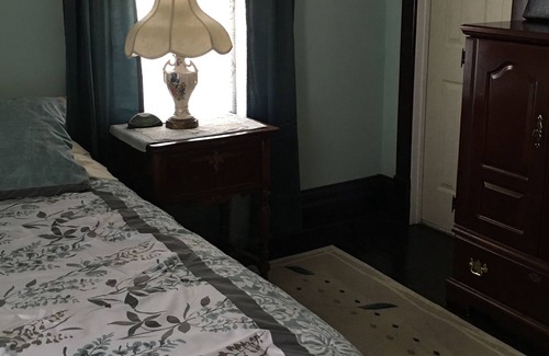 Hardin Cottage | Cozy Craftsmam Cottage close to Little Big Horn Battlefield and IHS.