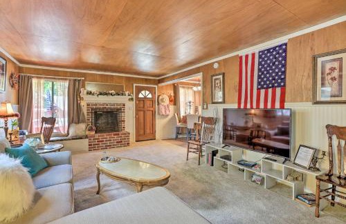 Crestline House | Cozy Crestline Cabin, Close to Lakes, Parks!