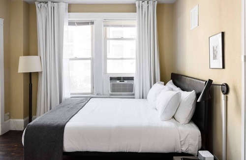 Central West End Apartment | Cozy CWE Apts near BJC by Zencity