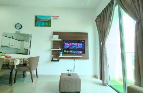 Cyberjaya Apartment | Cozy Cybersquare Ensuite with Pool View #CS1