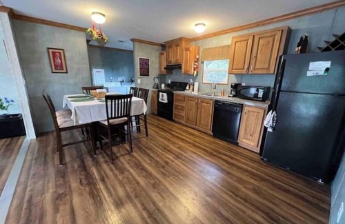 Fellowship Other | Cozy - Dog Friendly Farmhouse near HITS, WEC & Springs