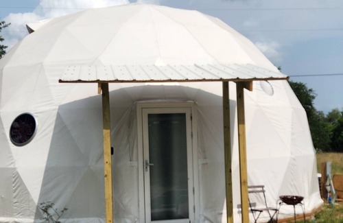 San Marcos RV Rental | Cozy Dome Retreat in the Heart of the Hill Country – Perfect for Outdoor Lovers